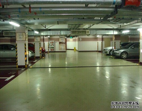 聚脲防水防腐层采用喷涂机施工的重要性(图2) 地下停车场防腐防水喷涂