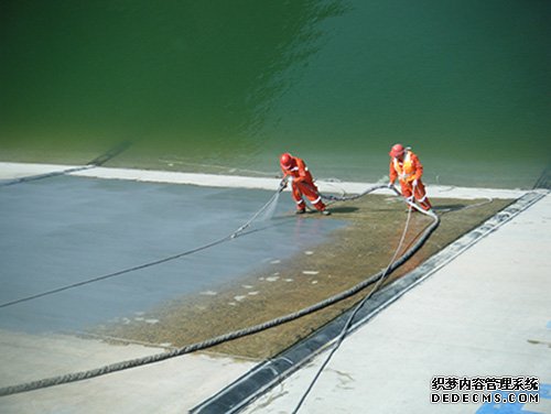 河坝聚脲防水喷涂施工